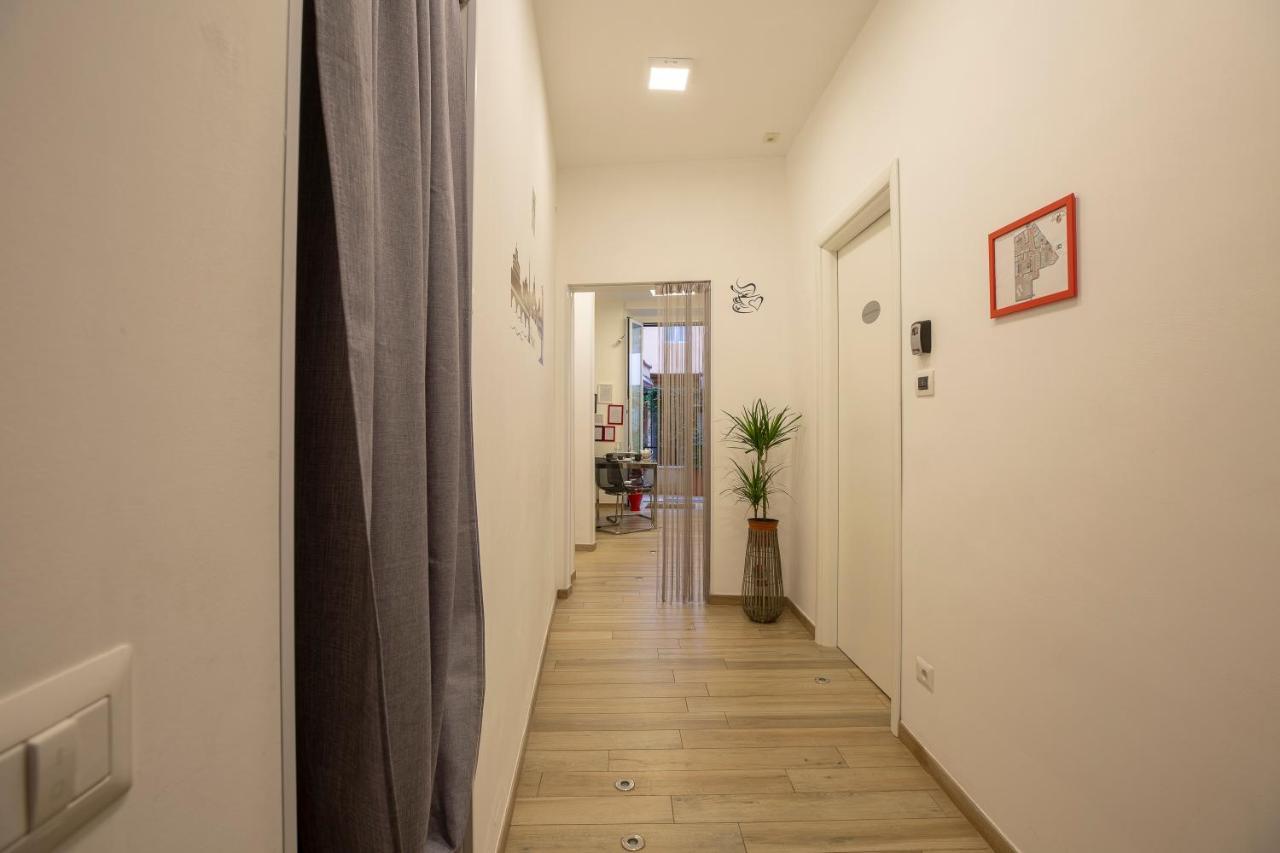 Flatinrome Trastevere Deluxe Rooms - Green Patio Exterior photo